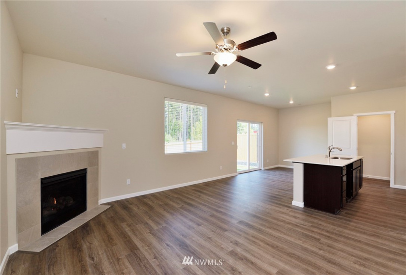 112 Russell, Bremerton, Washington 98312, 4 Bedrooms Bedrooms, ,2 BathroomsBathrooms,Residential,For Sale,Bay Vista,Russell,NWM1872690