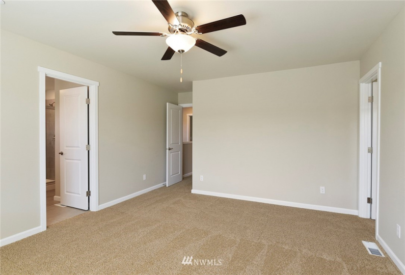 112 Russell, Bremerton, Washington 98312, 4 Bedrooms Bedrooms, ,2 BathroomsBathrooms,Residential,For Sale,Bay Vista,Russell,NWM1872690