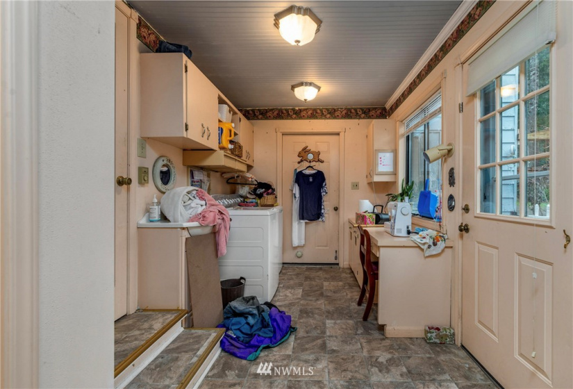 190 Mason Lake, Grapeview, Washington 98546, 5 Bedrooms Bedrooms, ,2 BathroomsBathrooms,Residential,For Sale,Mason Lake,NWM1872087