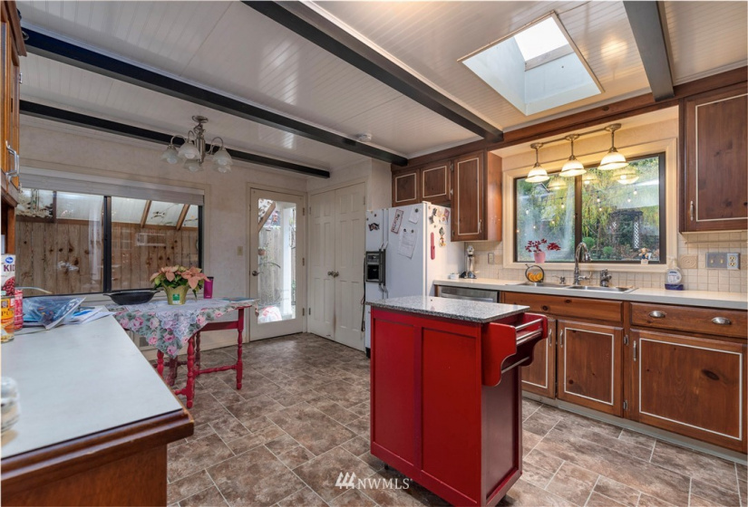 190 Mason Lake, Grapeview, Washington 98546, 5 Bedrooms Bedrooms, ,2 BathroomsBathrooms,Residential,For Sale,Mason Lake,NWM1872087