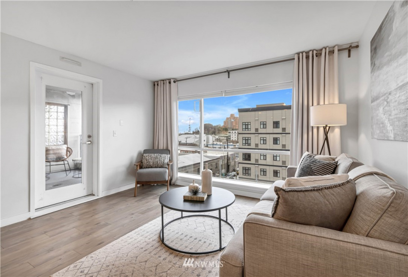 321 10th, Seattle, Washington 98104, 1 Bedroom Bedrooms, ,1 BathroomBathrooms,Residential,For Sale,Pacific Center Condominium,10th,NWM1873307