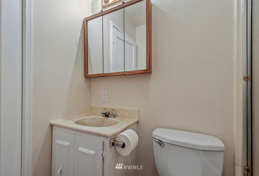 505 30th, Longview, Washington 98632, 2 Bedrooms Bedrooms, ,1 BathroomBathrooms,Residential,For Sale,Highlands Addition,30th,NWM1873763