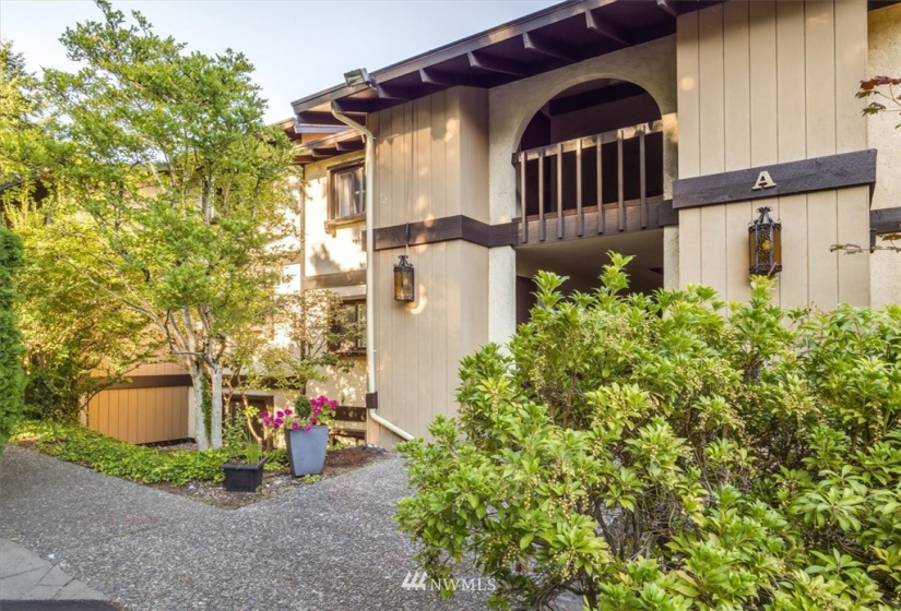 1720 179th, Shoreline, Washington 98155, 1 Bedroom Bedrooms, ,1 BathroomBathrooms,Residential,For Sale,Kuleana Forest Hills,179th,NWM1876778