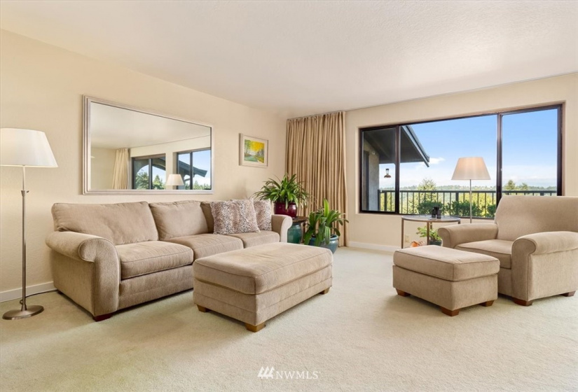 1720 179th, Shoreline, Washington 98155, 1 Bedroom Bedrooms, ,1 BathroomBathrooms,Residential,For Sale,Kuleana Forest Hills,179th,NWM1876778