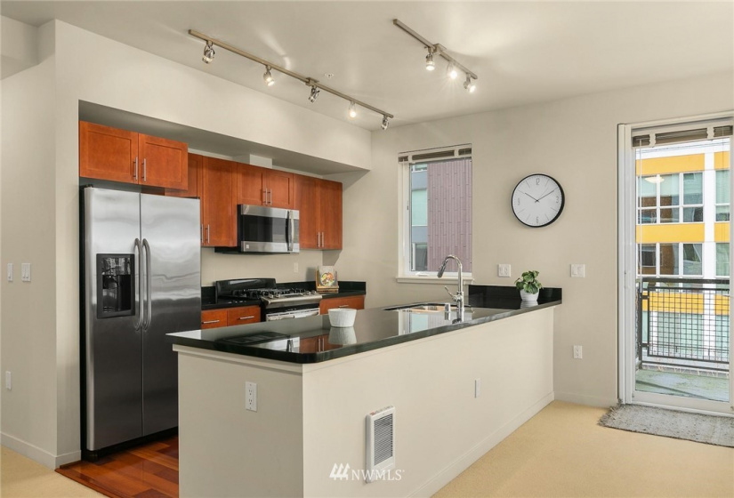 15100 6th, Burien, Washington 98166, 1 Bedroom Bedrooms, ,1 BathroomBathrooms,Residential,For Sale,Burien Town Square,6th,NWM1876804