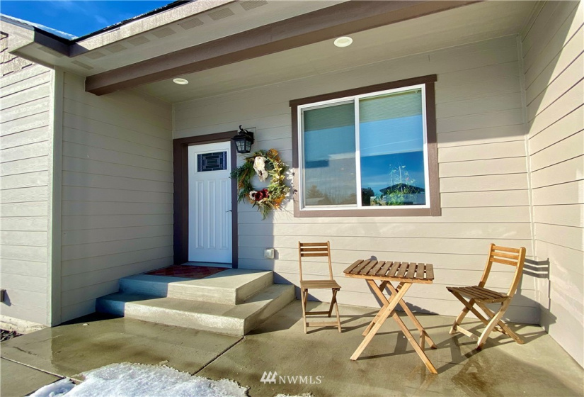 2218 Spruce, Moses Lake, Washington 98837, 3 Bedrooms Bedrooms, ,2 BathroomsBathrooms,Residential,For Sale,Spruce,NWM1877142