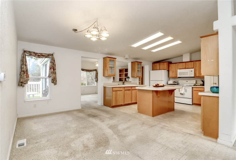 6403 241st, Buckley, Washington 98321, 3 Bedrooms Bedrooms, ,1 BathroomBathrooms,Manufactured In Park,For Sale,241st,NWM1877210