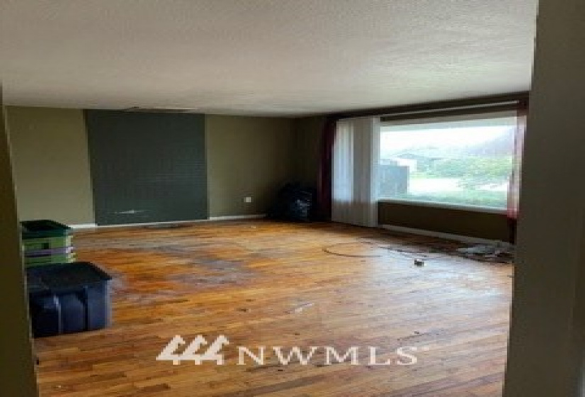 7221 E, Tacoma, Washington 98404, 3 Bedrooms Bedrooms, ,1 BathroomBathrooms,Residential,For Sale,E,NWM1877123