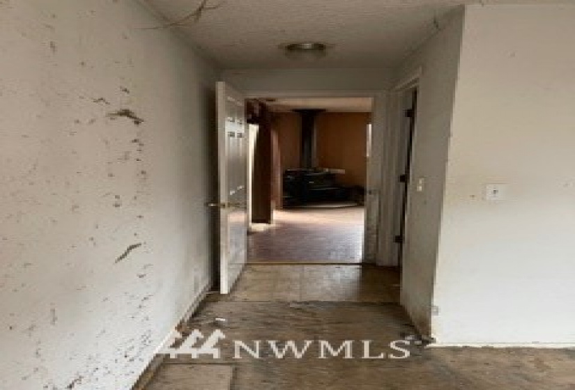 7221 E, Tacoma, Washington 98404, 3 Bedrooms Bedrooms, ,1 BathroomBathrooms,Residential,For Sale,E,NWM1877123