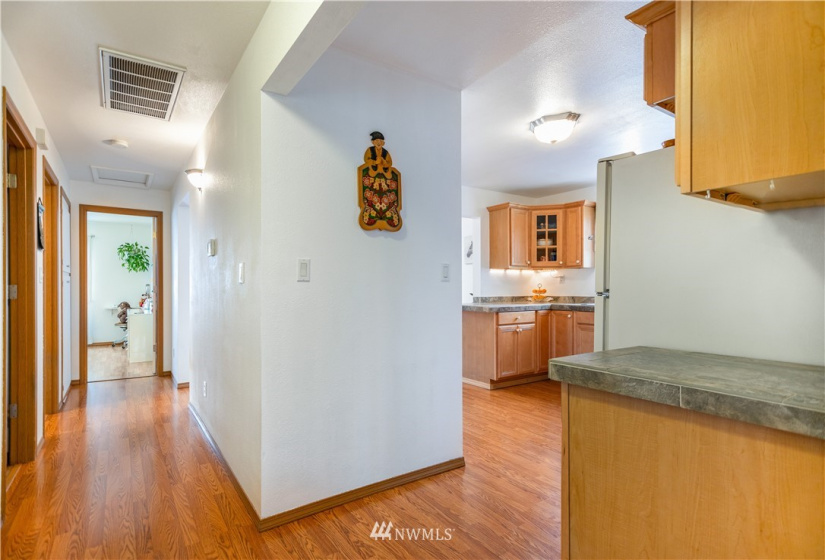 328 6th, Auburn, Washington 98002, 3 Bedrooms Bedrooms, ,1 BathroomBathrooms,Residential,For Sale,James W. Warren First Addition to Auburn,6th,NWM1874736