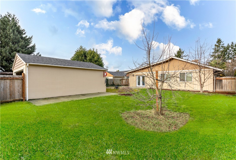 328 6th, Auburn, Washington 98002, 3 Bedrooms Bedrooms, ,1 BathroomBathrooms,Residential,For Sale,James W. Warren First Addition to Auburn,6th,NWM1874736