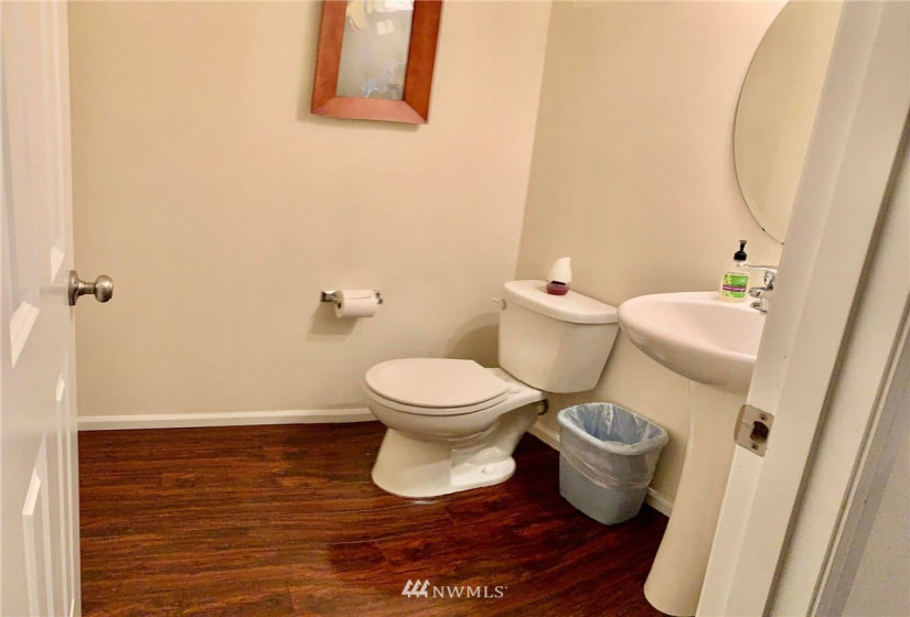 2018 39th, Tacoma, Washington 98404, 3 Bedrooms Bedrooms, ,1 BathroomBathrooms,Residential,For Sale,39th,NWM1876817