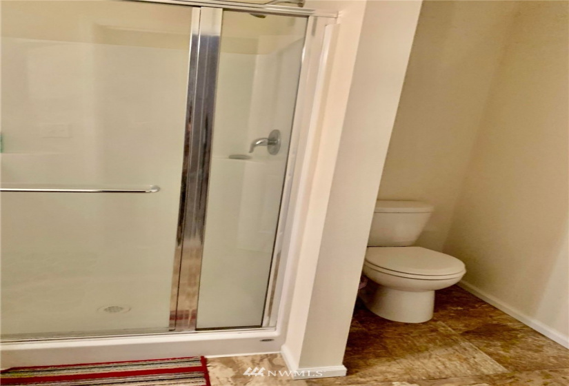 2018 39th, Tacoma, Washington 98404, 3 Bedrooms Bedrooms, ,1 BathroomBathrooms,Residential,For Sale,39th,NWM1876817