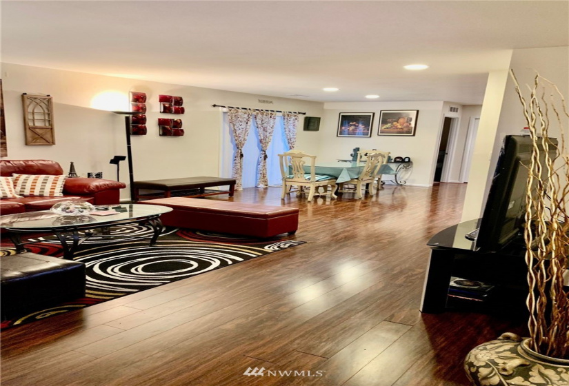 2018 39th, Tacoma, Washington 98404, 3 Bedrooms Bedrooms, ,1 BathroomBathrooms,Residential,For Sale,39th,NWM1876817