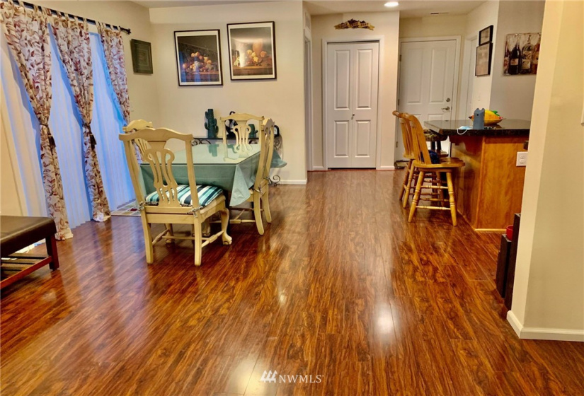 2018 39th, Tacoma, Washington 98404, 3 Bedrooms Bedrooms, ,1 BathroomBathrooms,Residential,For Sale,39th,NWM1876817