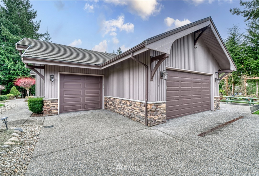 4907 Foxglove Dr, Gig Harbor, Washington 98332, 4 Bedrooms Bedrooms, ,2 BathroomsBathrooms,Residential,For Sale,Canterwood,Foxglove Dr,NWM1878067