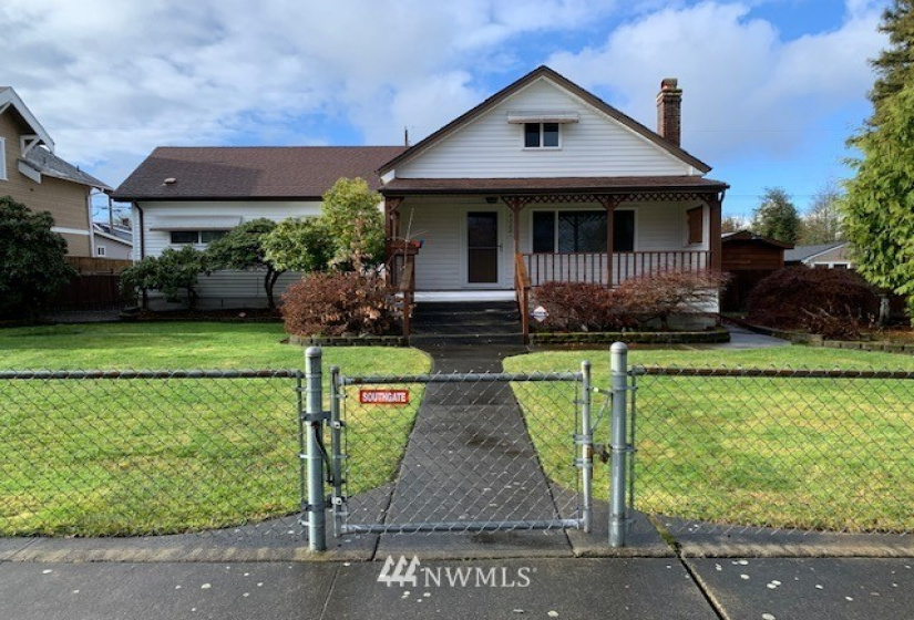 4322 Park, Tacoma, Washington 98418, 2 Bedrooms Bedrooms, ,1 BathroomBathrooms,Residential,For Sale,Park,NWM1873576