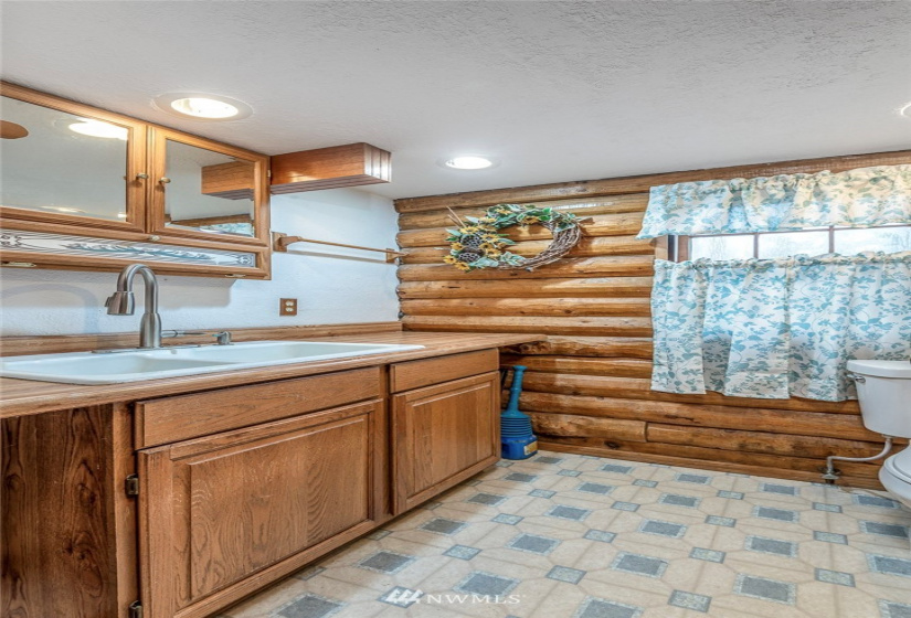 429 Rivendell, Grapeview, Washington 98546, 4 Bedrooms Bedrooms, ,3 BathroomsBathrooms,Residential,For Sale,Rivendell,NWM1877870