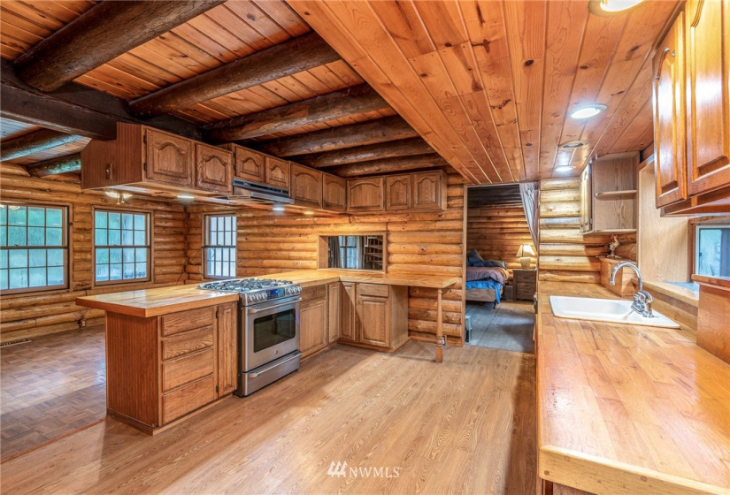 429 Rivendell, Grapeview, Washington 98546, 4 Bedrooms Bedrooms, ,3 BathroomsBathrooms,Residential,For Sale,Rivendell,NWM1877870